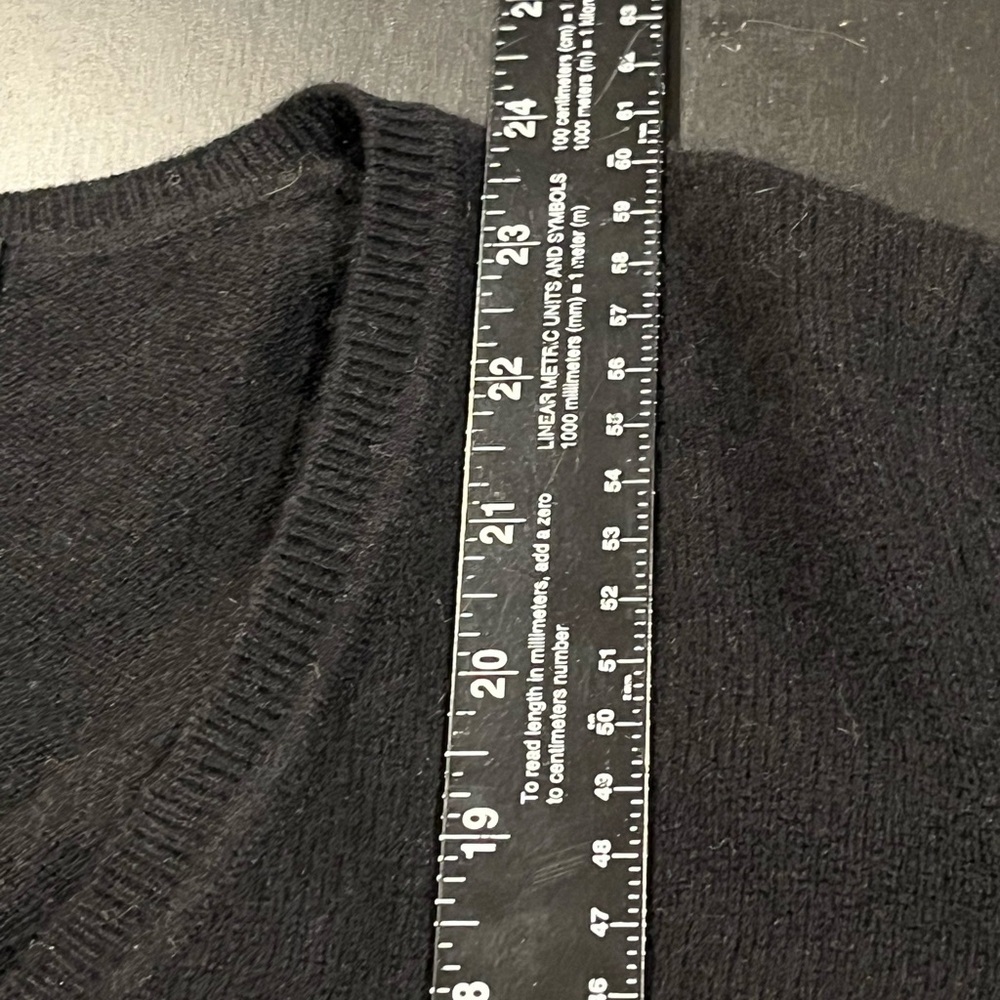 Cashmere Charter Club Luxury Black V Neck Pullover Sweater Womens size Medium - Picture 8 of 11